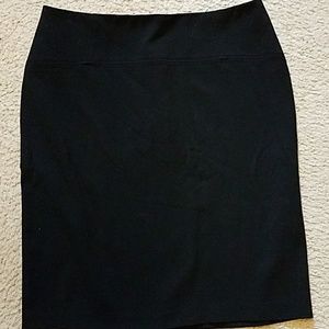 NY&Co black pencil skirt size 8